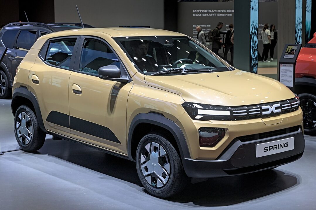 Dacia Spring eléctrico, coche de batería pequeña